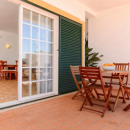 假日公园 Moradias Rufino