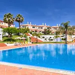 Moradias Rufino Aldeamento Turístico 3*