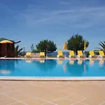 Aldeamento Turístico Moradias Rufino