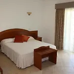 Moradias Rufino Aldeamento Turístico 3*