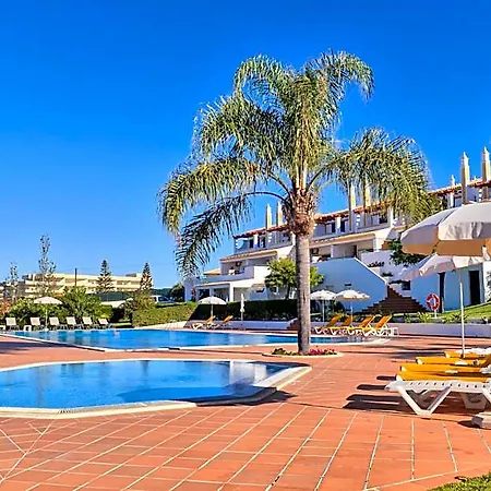 Moradias Rufino 3* البوفيرا