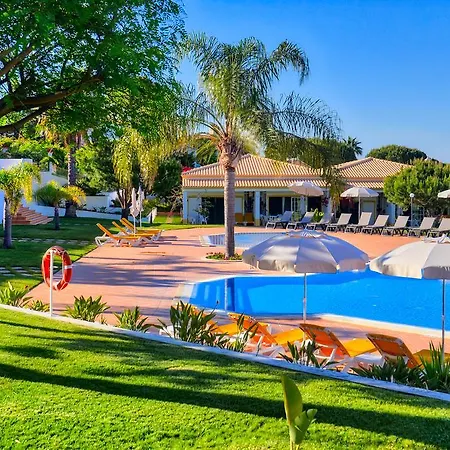 Moradias Rufino Tatil parkı Albufeira